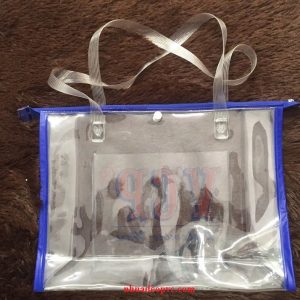 Túi xách cho nhân viên công ty nhựa dẻo PVC trong